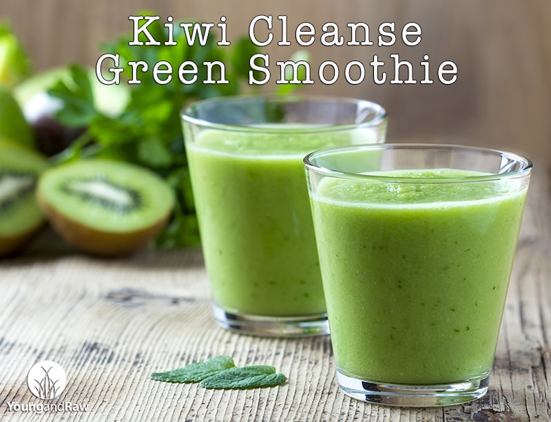 Kiwi Cleanse Green Smoothie