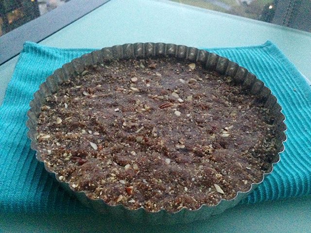 Pecan Crust pressed firmly into the pie pan