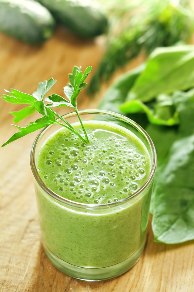 Green Ginger Apple Smoothie